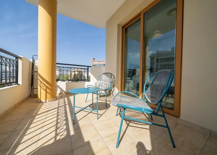 1 Bedroom Flat In Center Апартаменти *