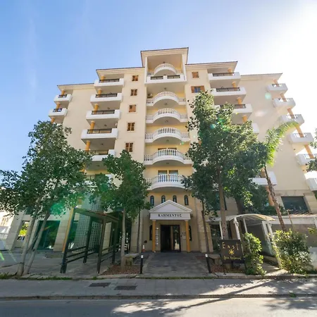 1 Bedroom Flat In Center Lejlighed